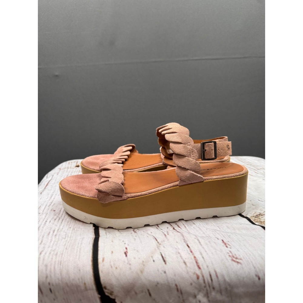 Lucky Brand Vellenora Pink Suede Scalloped Platform Wedge Sandals Mens 7.5 M 38